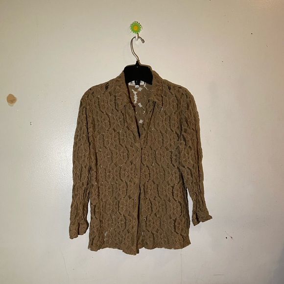 le chateau longsleeve lace. - Picture 1 of 3